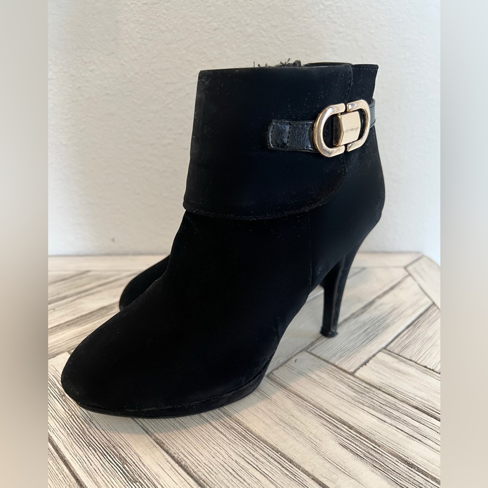 Black Ankle boots size 5.5